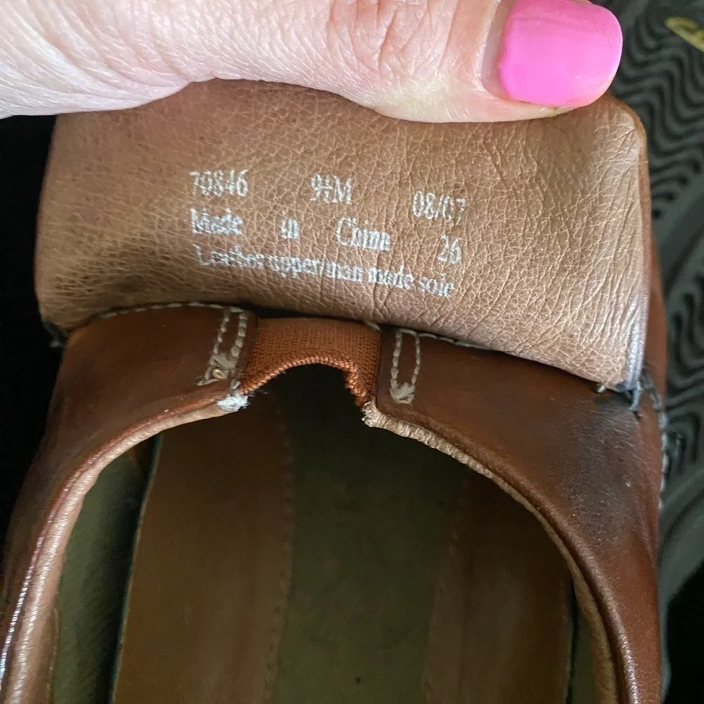 Clarks Escalade, brown leather upper 9 1/2 loafers
